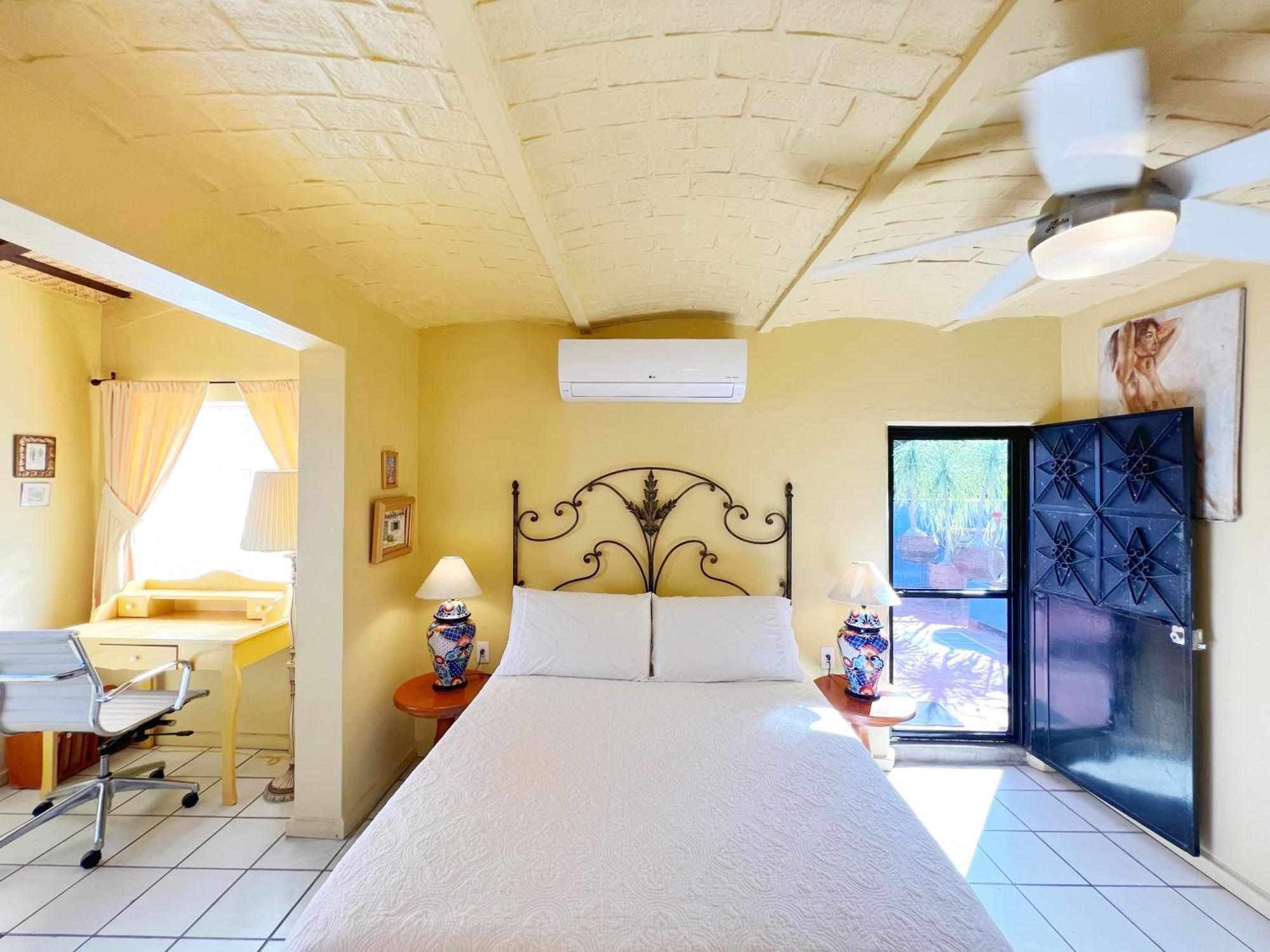 Estrellita'S Bed & Breakfast Ajijic Exteriör bild